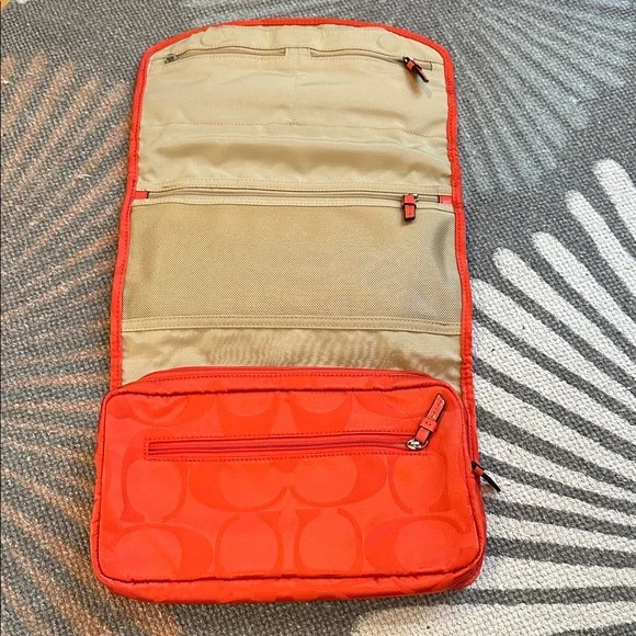 COACH ORANGE HANGING TOILETRY/COSMETICS BAG - Picture 2 of 13
